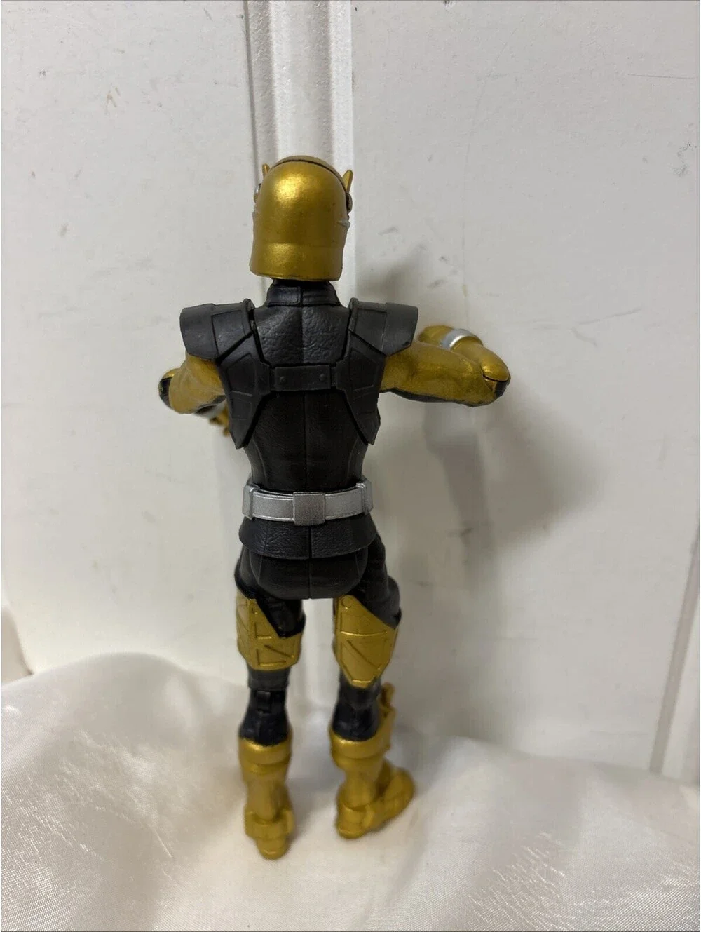 POWER RANGERS LIGHTENING COLLECTION BEAST MORPHERS GOLD RANGER FIGURE ONLY CLEAN